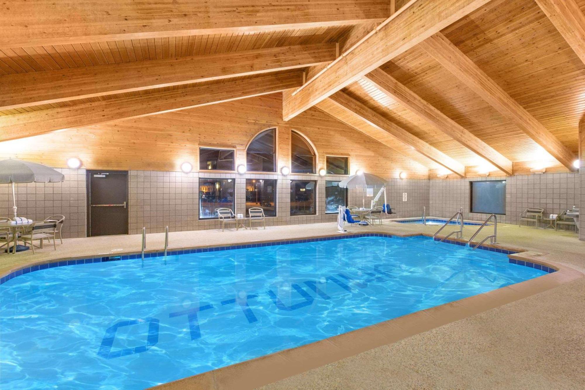 Americinn By Wyndham Ottumwa Eksteriør billede