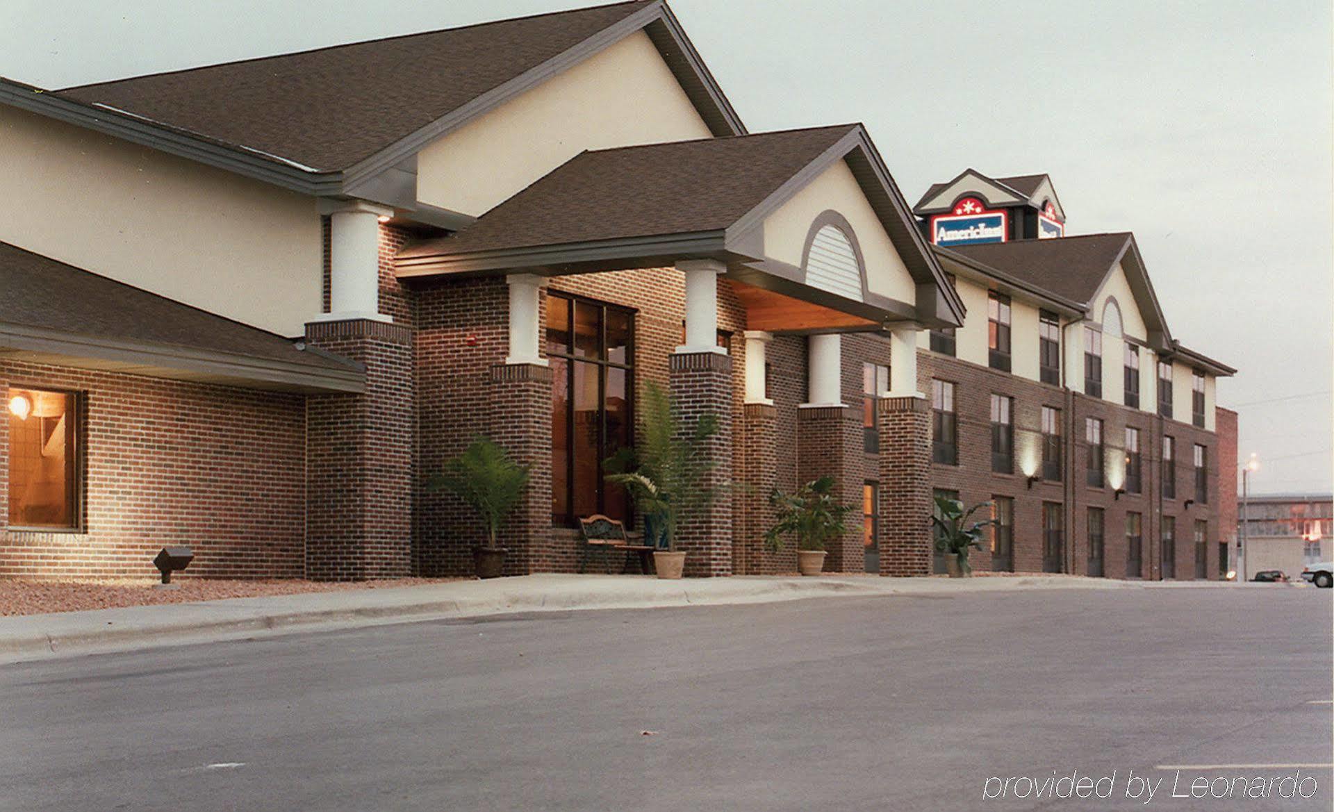 Americinn By Wyndham Ottumwa Eksteriør billede
